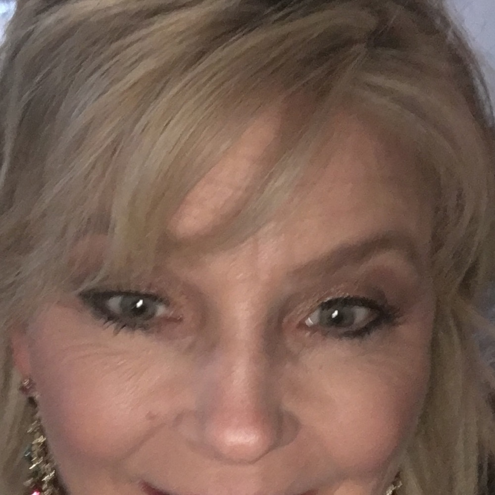 Meet your Posher, Aimee